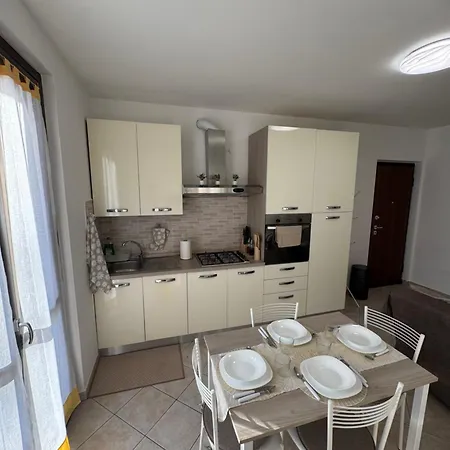 Welcome - Serravalle Outlet Apartment *