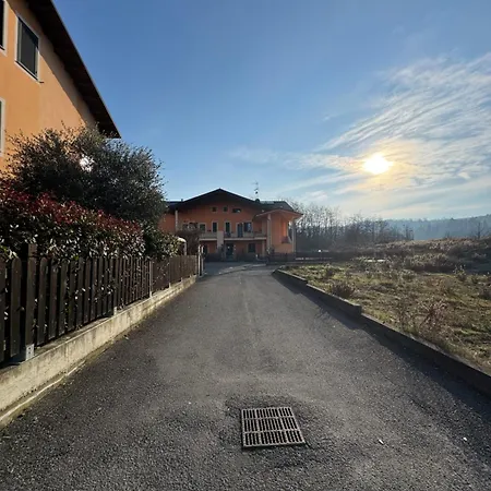 Welcome - Serravalle Outlet شقة *